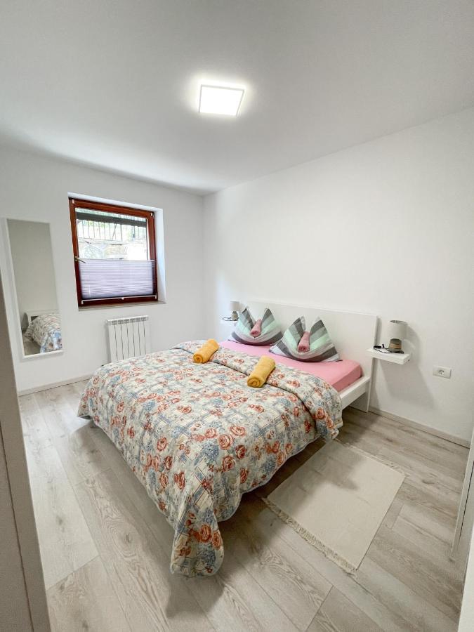 Apartment Nona Nina Koper Exteriör bild